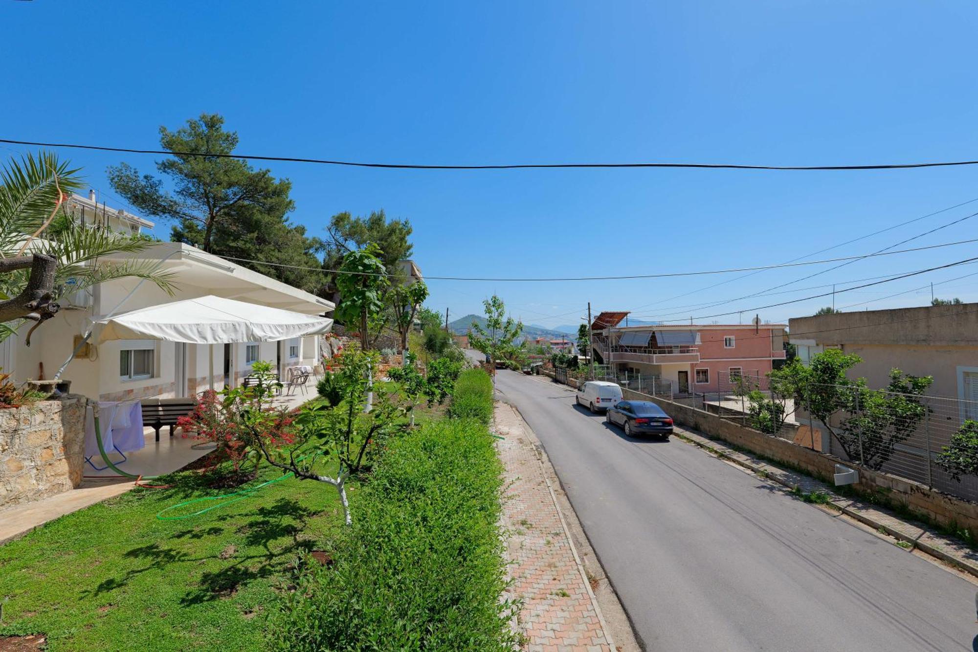 Flower Vila Sarande Exterior photo