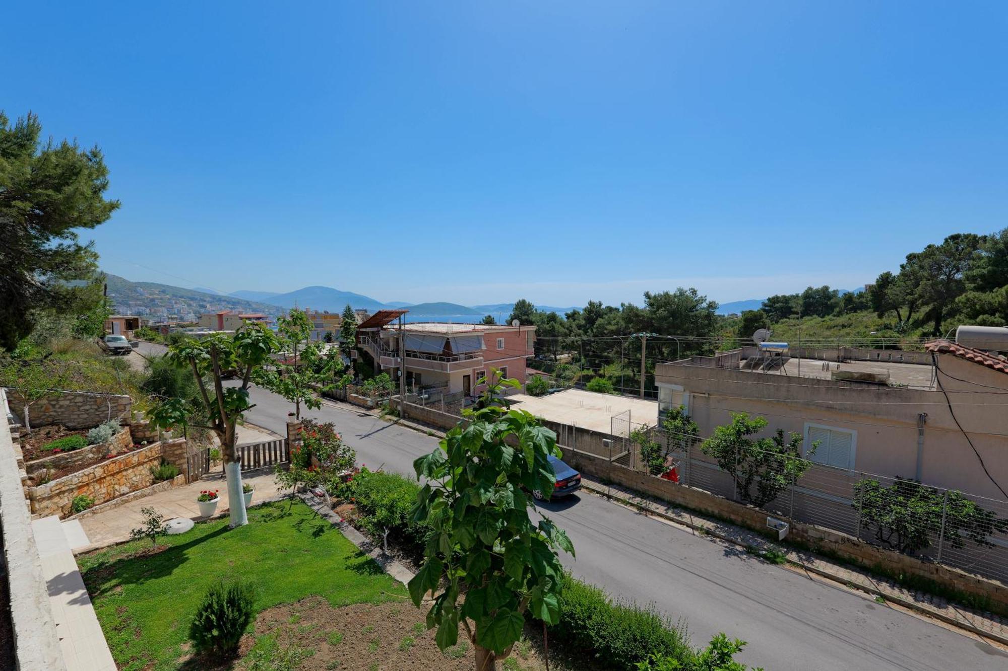 Flower Vila Sarande Exterior photo