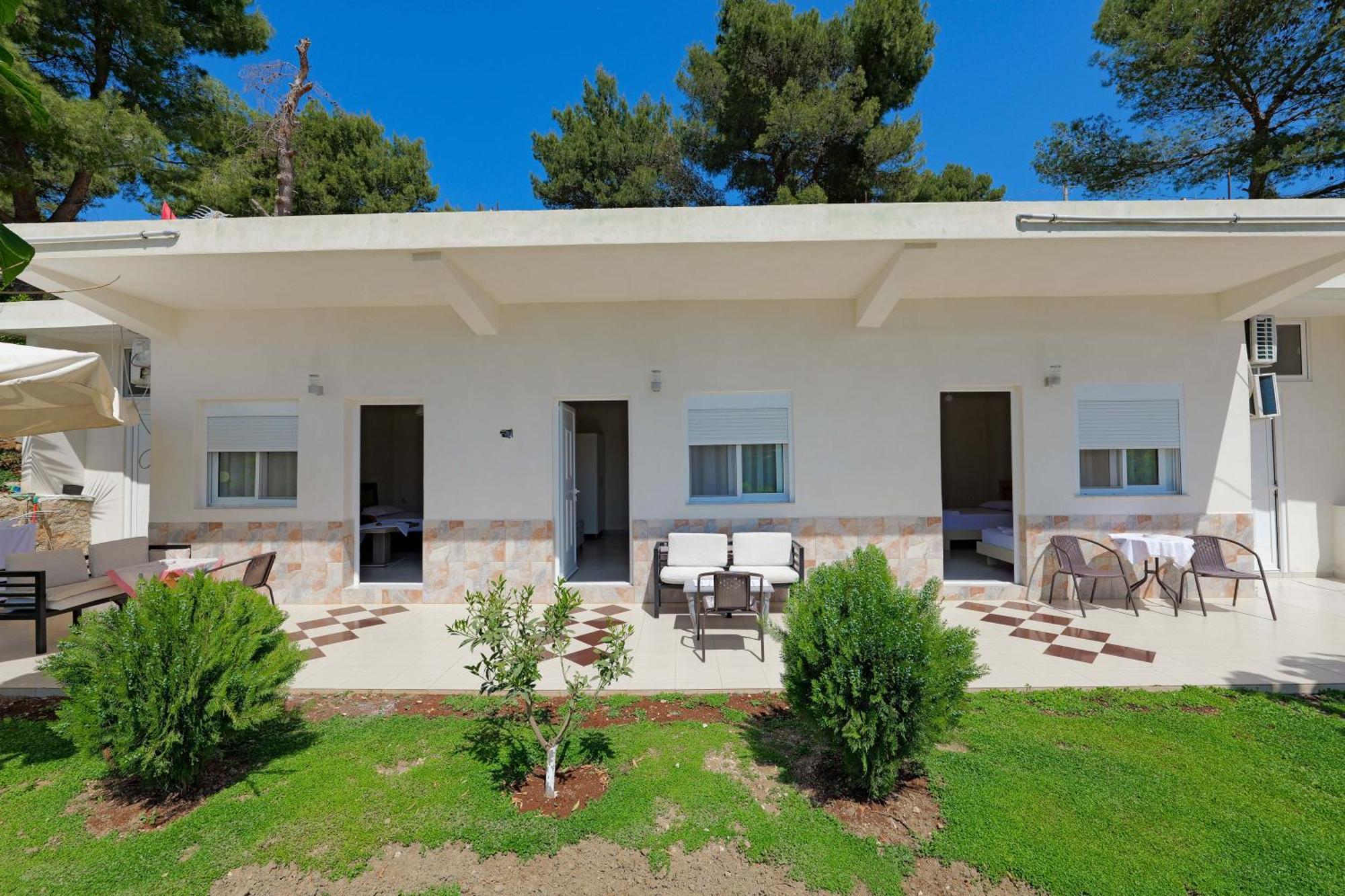 Flower Vila Sarande Exterior photo